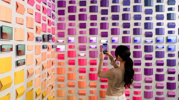 An exploration of the Samsung Galaxy’s foldable design across a spectrum of colour, form and experience